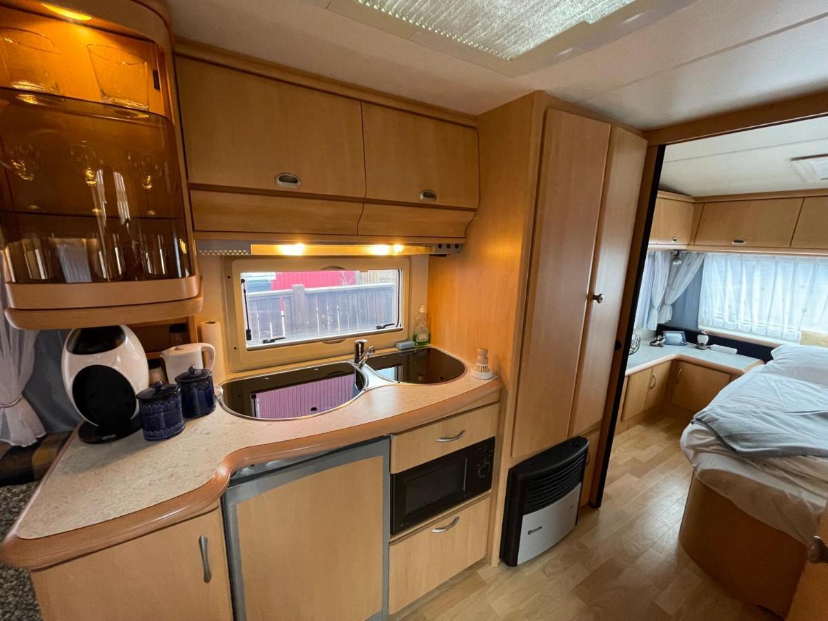 Cozy Caravan Вестманнаэйяр Экстерьер фото